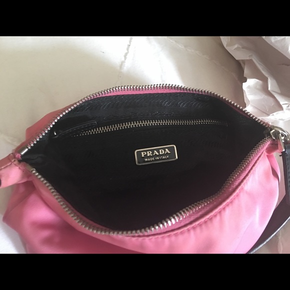 Prada - Picture 5 of 5